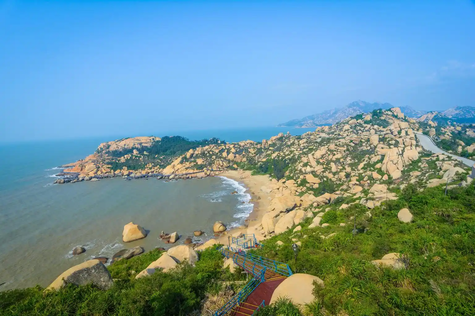 Naqin Peninsula
